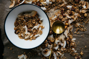 Protein-Müsli eignet sich optimal als Frühstück und bietet eine gute Basis für den Tag.