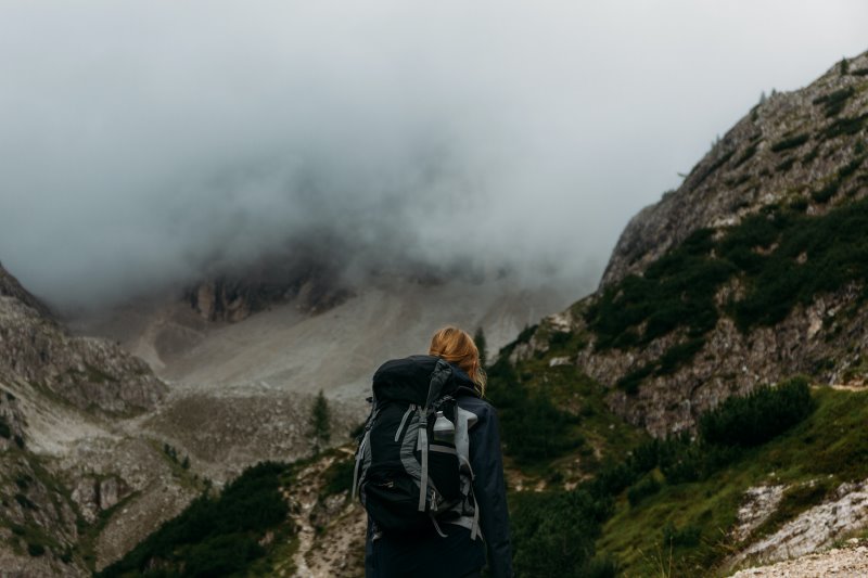 Ein Damen Wanderrucksack mit Zubehör