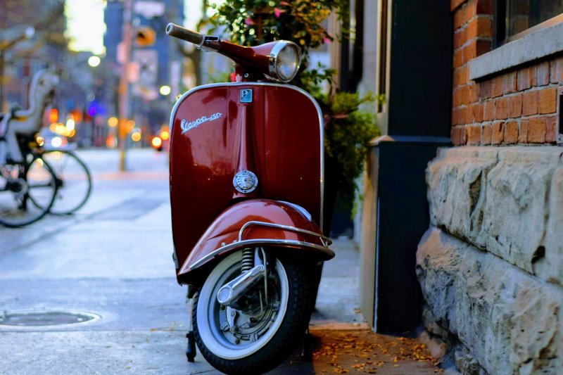 Rollerhelm für die Vespa