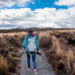 Wanderung mit einem leichten faltbaren Rucksack