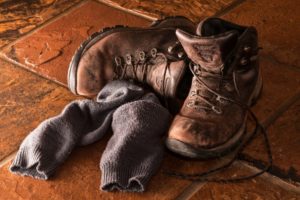 Trekkingschuhe nach dem Einsatz mit Wandersocken