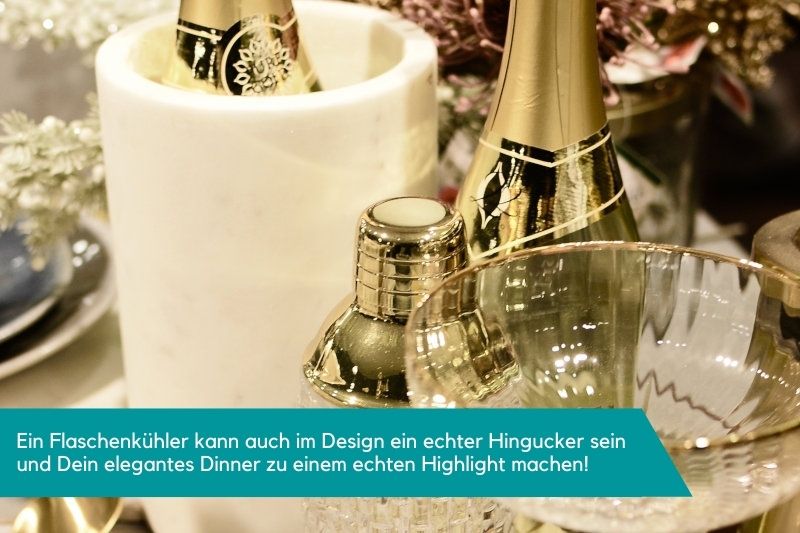 Flaschenkühler für elegantes Dinner mit Champagner und besonderen Gläsern