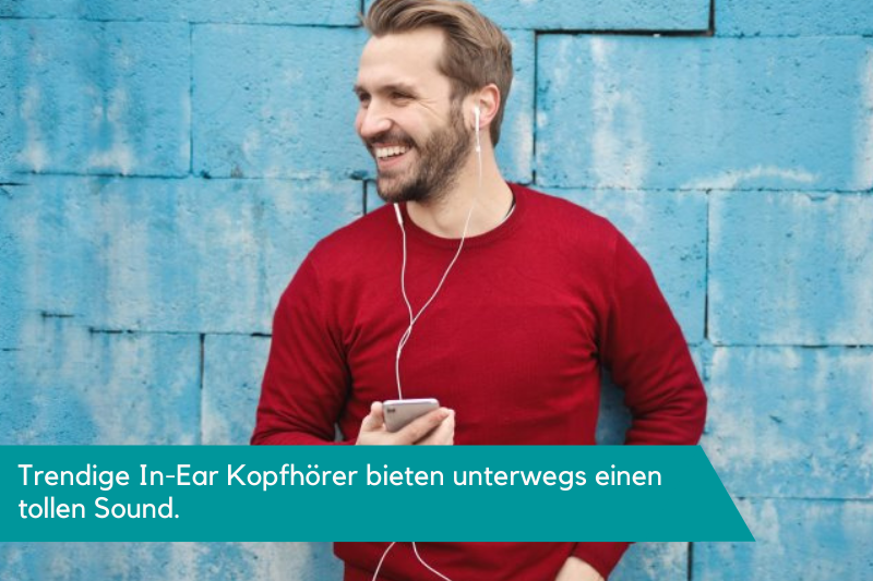 mann-mit-in-ear-kopfhörer