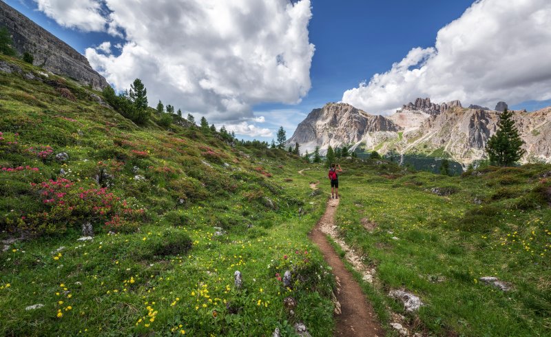 Wandern durch die Berge in Sueddeutschland 